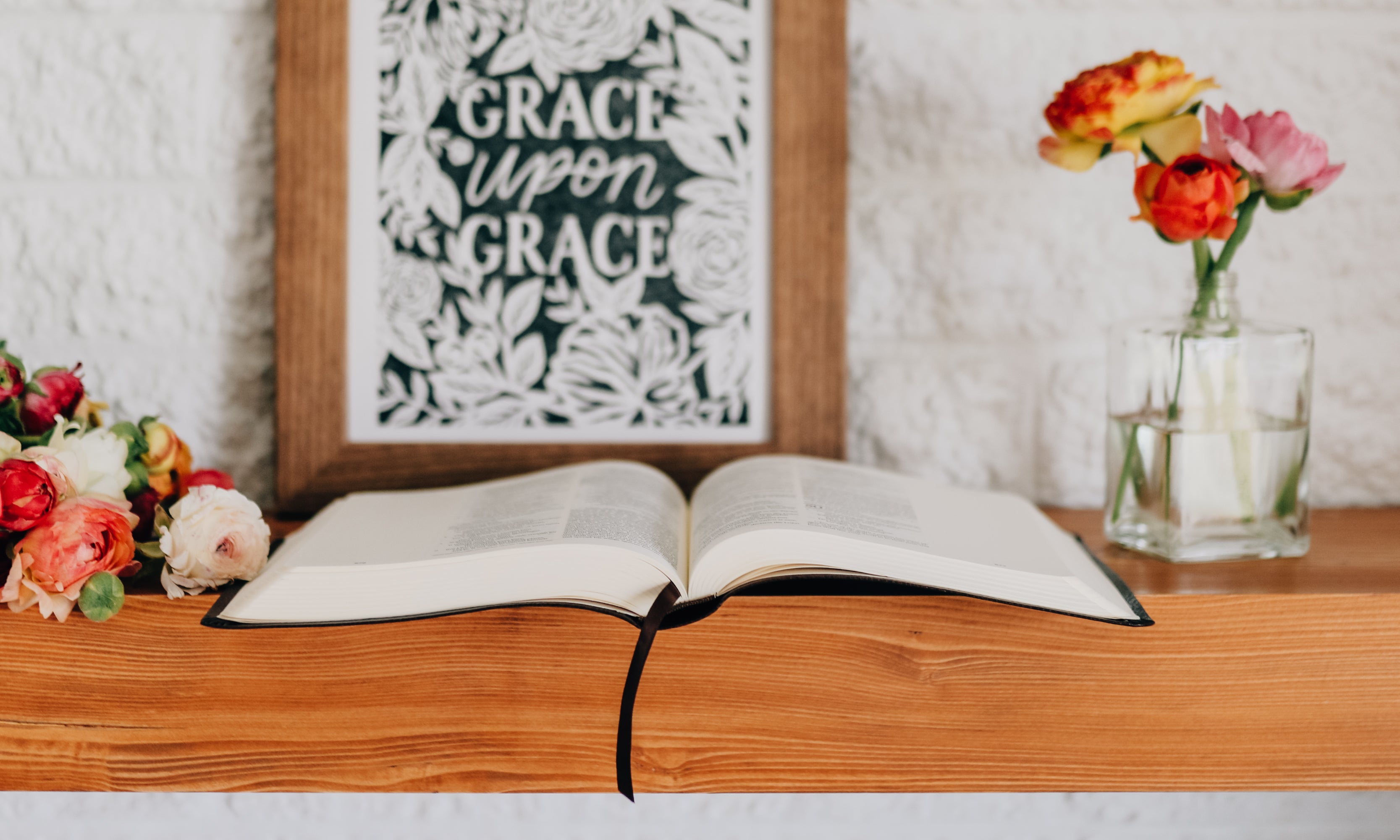How to be Consistent with Your Bible Study | TDGC – The Daily Grace Co., image size:3334x2001