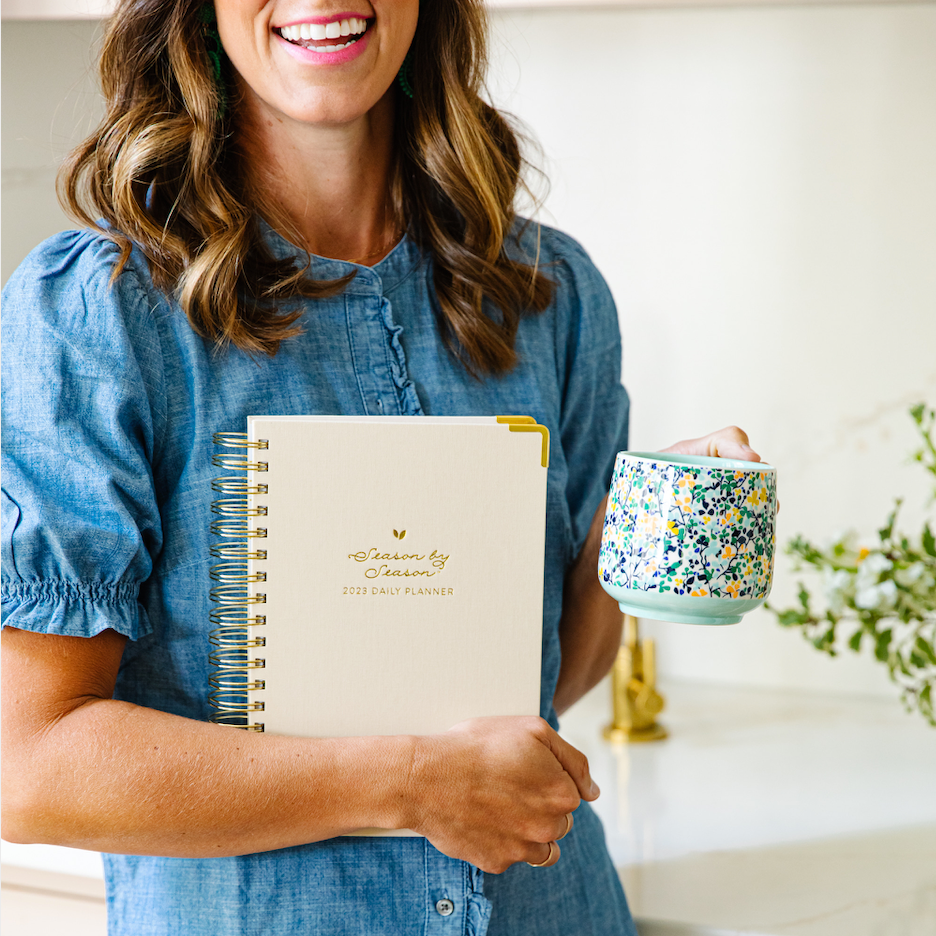 Cultivate What Matters Day Planner - 2023 Season by Season Daily Planner