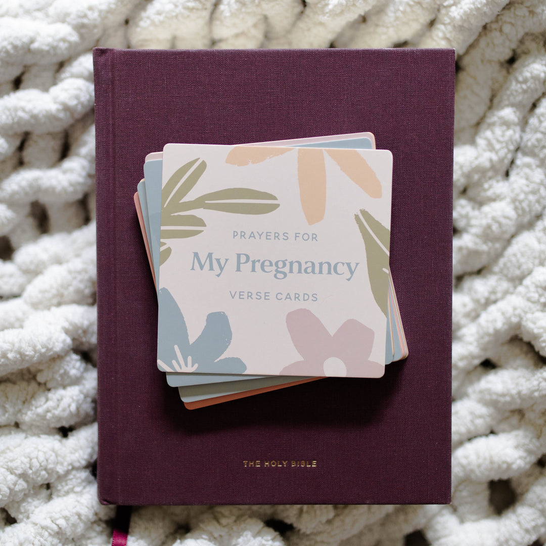 Cards with rounded corners and prayers for your pregnancy