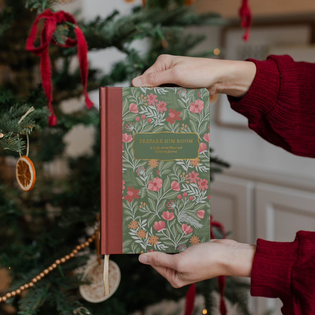 Advent Daily Prayer and Reflection Journal for Women