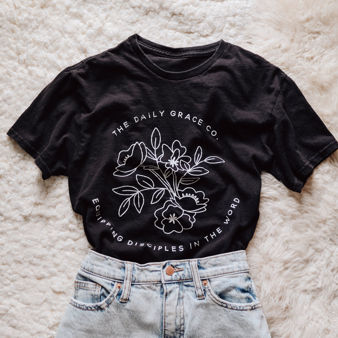 black daily grace t shirt