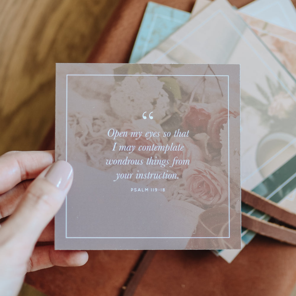 Cards with prayer prompts for Bible study