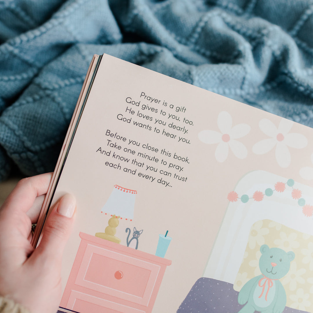 Sophia Learns To Pray - Children's illustrated book about prayer close-up look